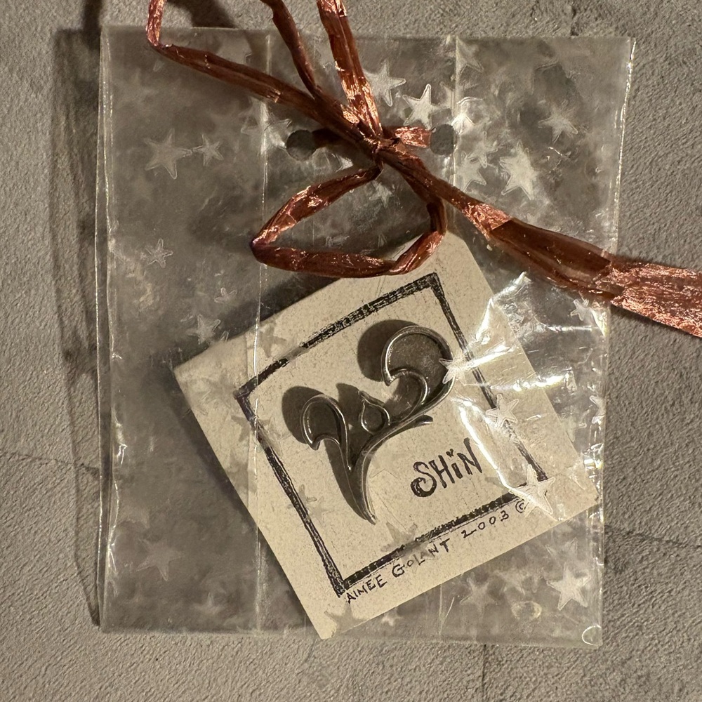 JUDAICA SHIN SILVERTONE PIN-sealed